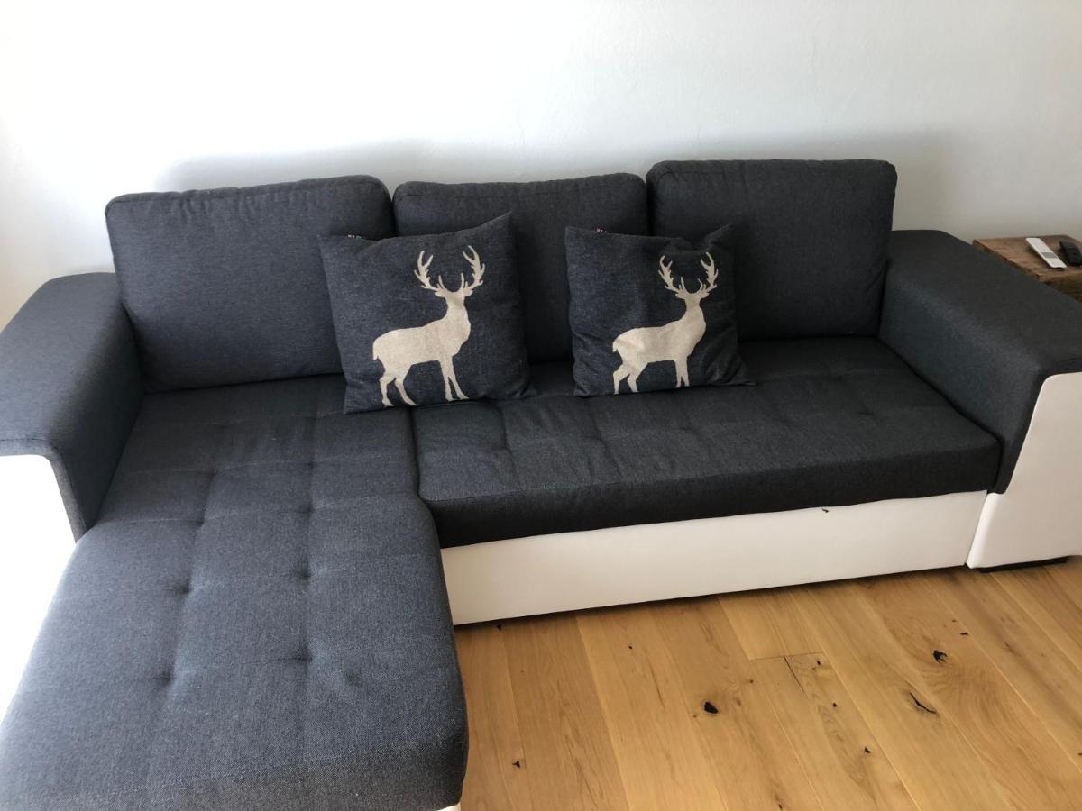 Renovated 3 Rooms Apartment In Ruschein Near Laax Exterior photo